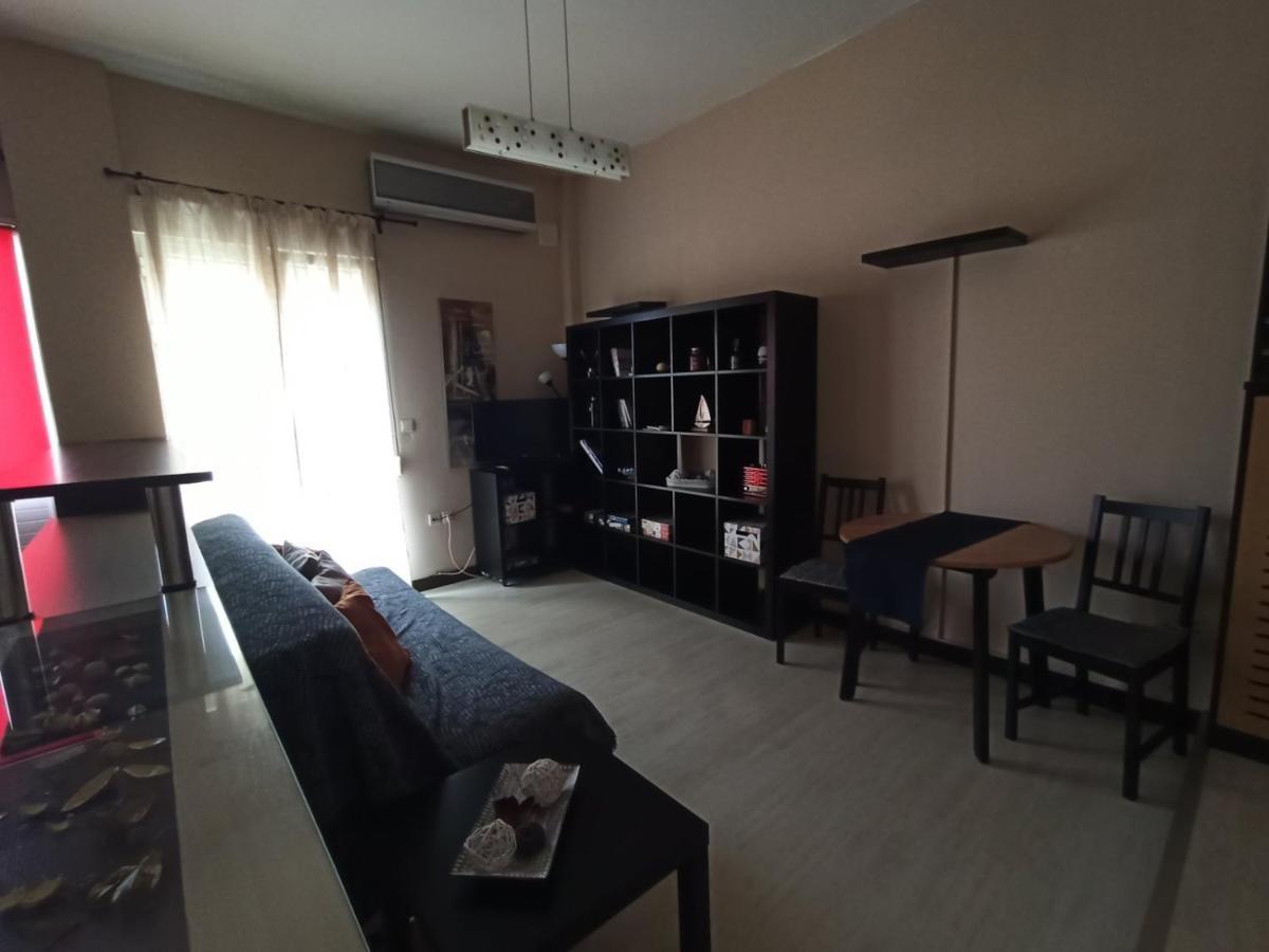 Modern Apartment, 5΄ Walk From Central Metro Station Афины Экстерьер фото