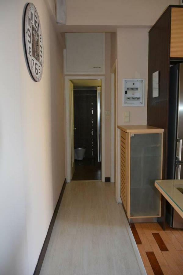 Modern Apartment, 5΄ Walk From Central Metro Station Афины Экстерьер фото
